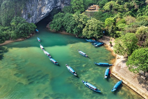 <p style="text-align: center;"><span style="font-size: 14pt;"><strong>Tour Đông Xuân</strong></span></p>